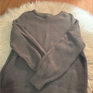 Old Navy Women's Gray Crew Neck Sweater
